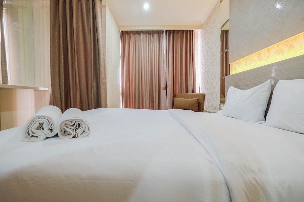 Cozy Studio Room Apartment Menteng Park