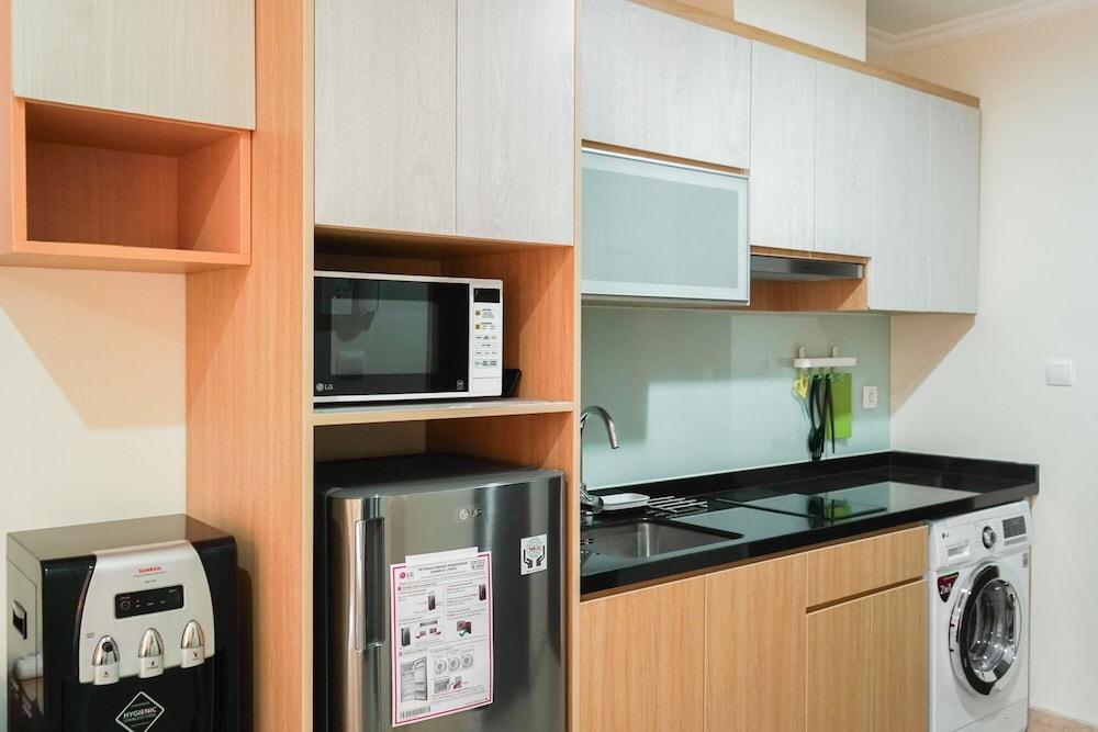Stunning Studio Room at Menteng Park Apartment