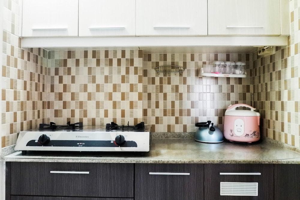 Cozy 2BR Apartement at Dian Regency