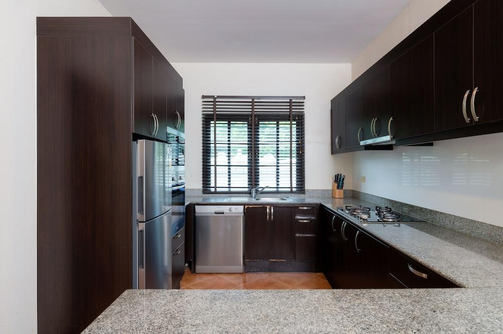 Orchid Paradise Homes OPV02