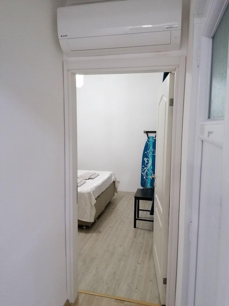 Galata Waterfall Apartment