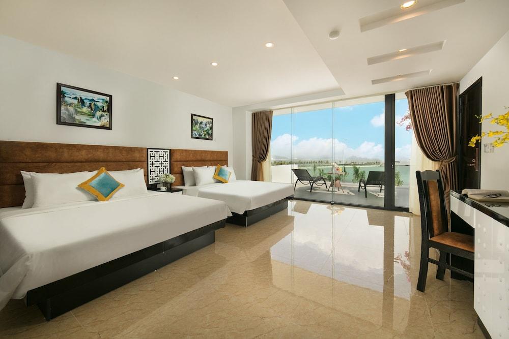 Tuan Chau Kingly Villa