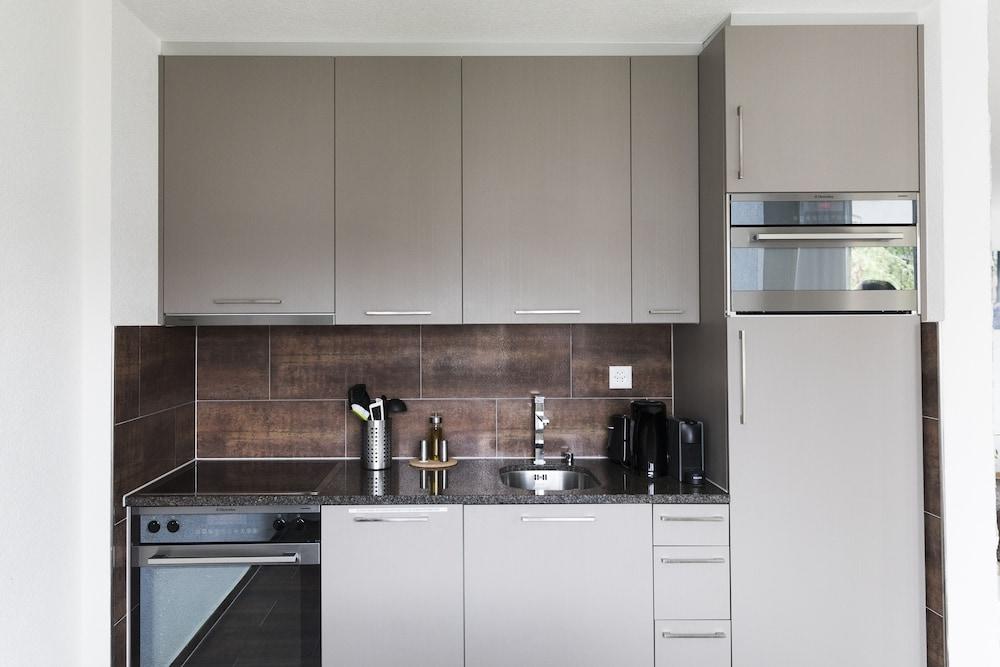 Superb Suite “POCKET WIFI”