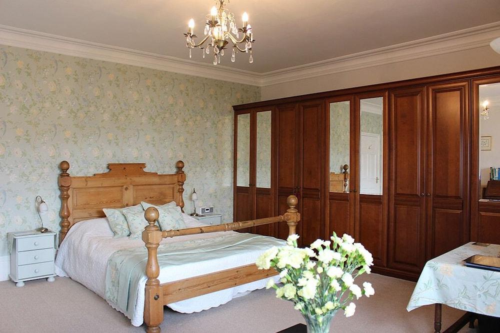 The Brick House Bed & Breakfast