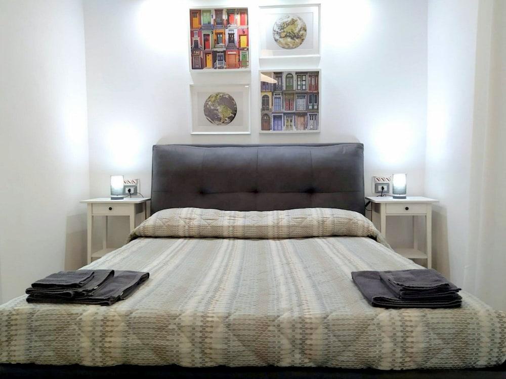 Garden House - Luxury Guest House