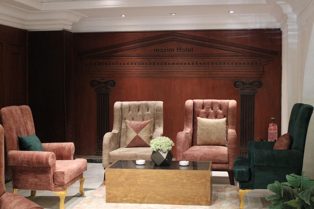 Maxim Hotel