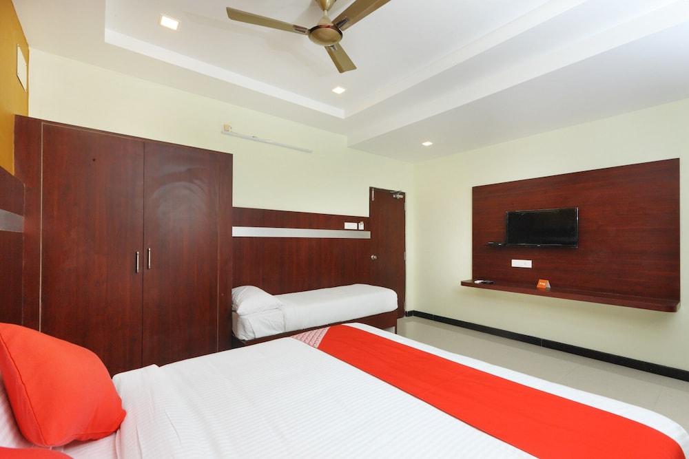 Hotel Ramcharan Residency