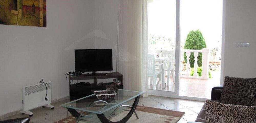 Villa TH17 by JoyLettings