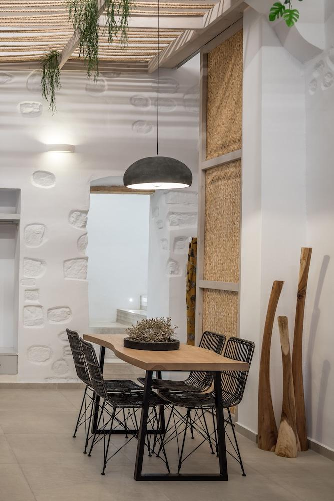 Aphrodite Luxury Apartment