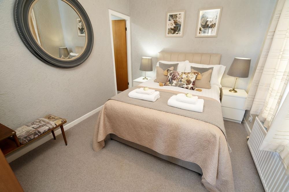 The Old School House