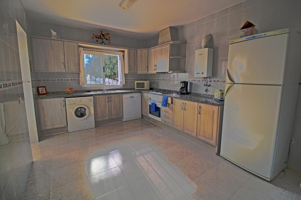 Villa Costa Calpe - Avellana