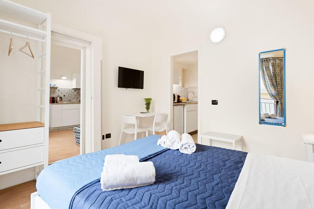 Quattro Canti Central Flat