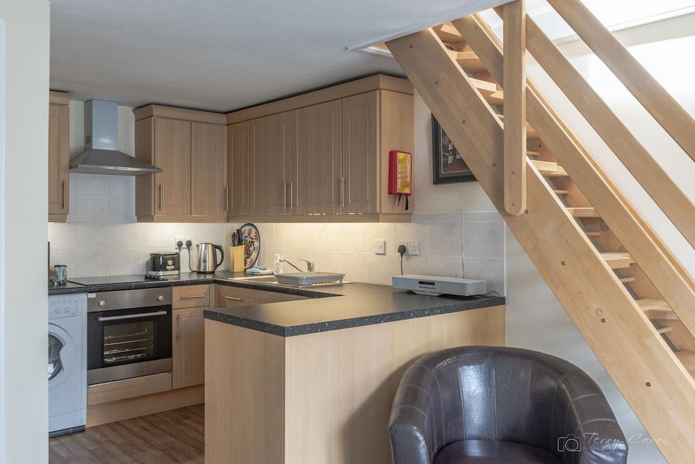 1 Bed- The Rooftops by Pureserviced