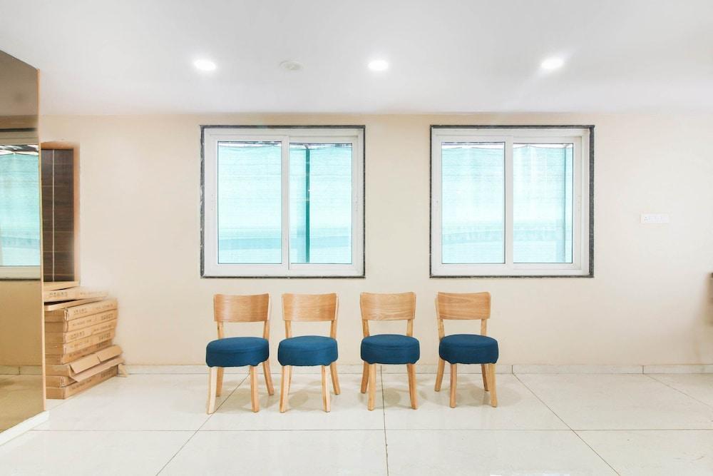 Capital O 37516 Apple Tree Inn