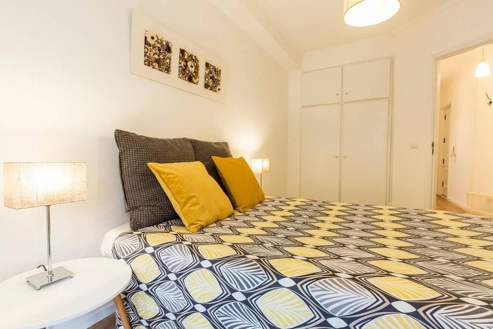 Olive 2 - Downtown Porto by the Metro