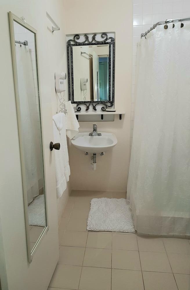 Bermuda Connections Guest House