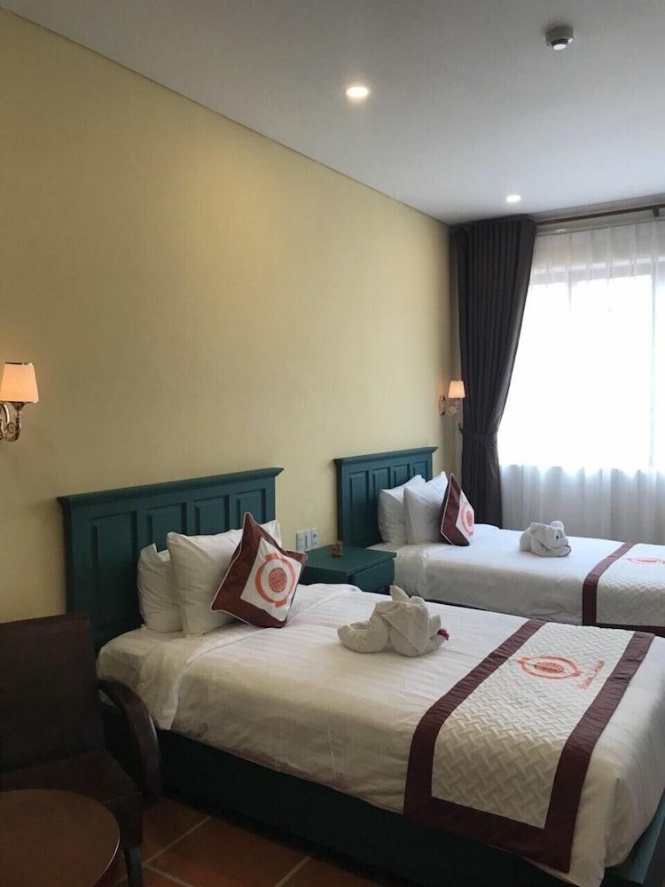 Maison D'Hoian Home Resort