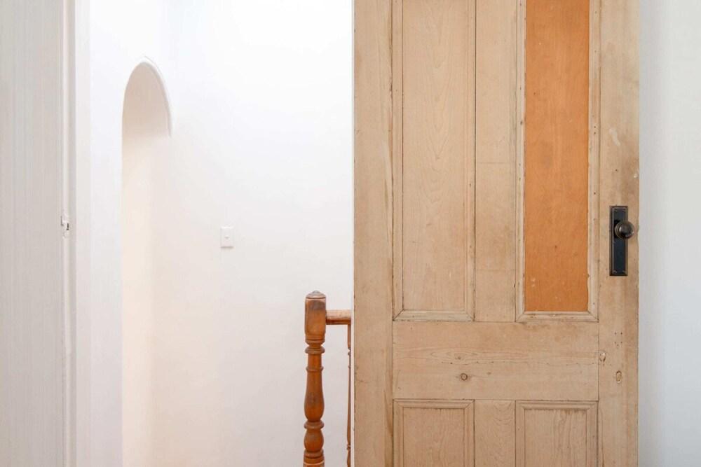 Stylish 3 Bedroom Townhouse in Darlinghurst