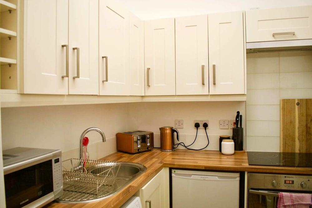 Comfortable and Central One Bed