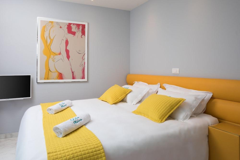 Luxury Villa Riva with Infinity Pool