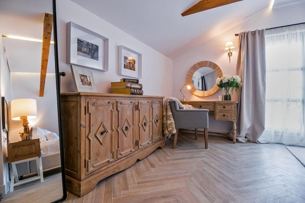 Beachfront Villa Feodora Grande