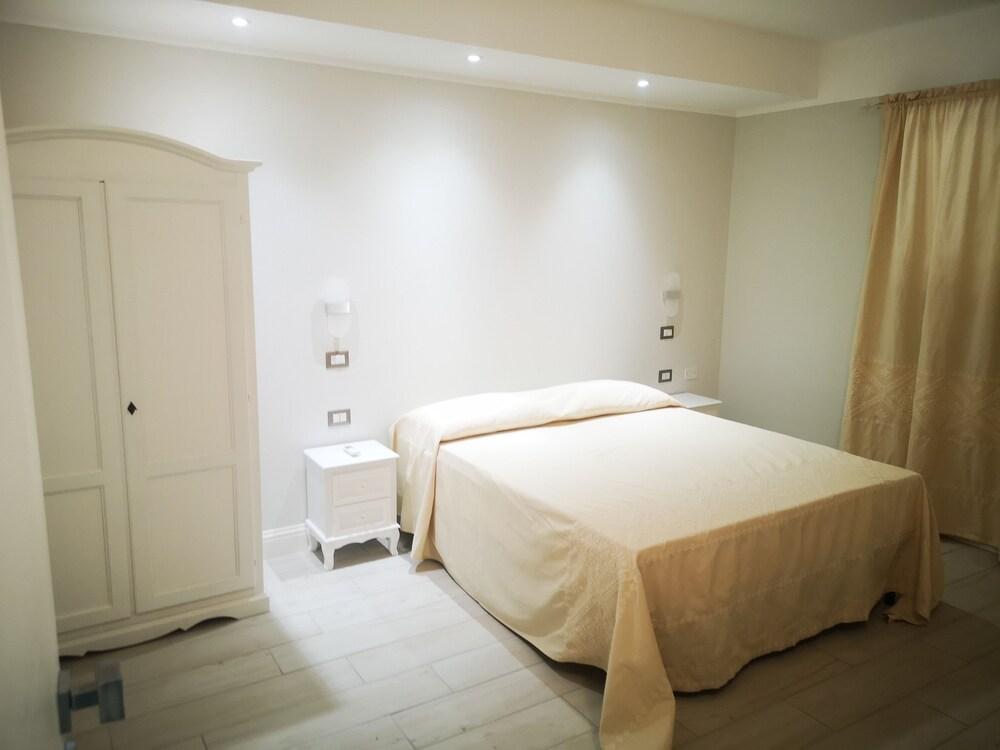 Domo Ajaju Guest House