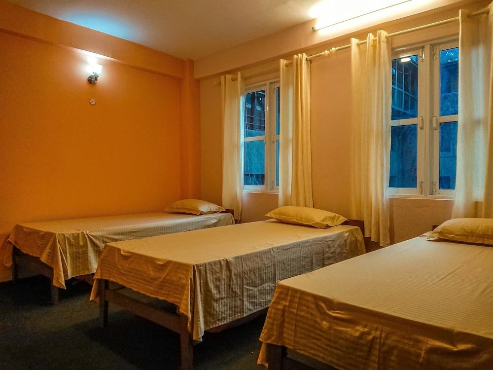 Durbar Square Backpackers Inn