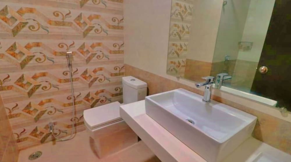 GenX Crescent Lucknow