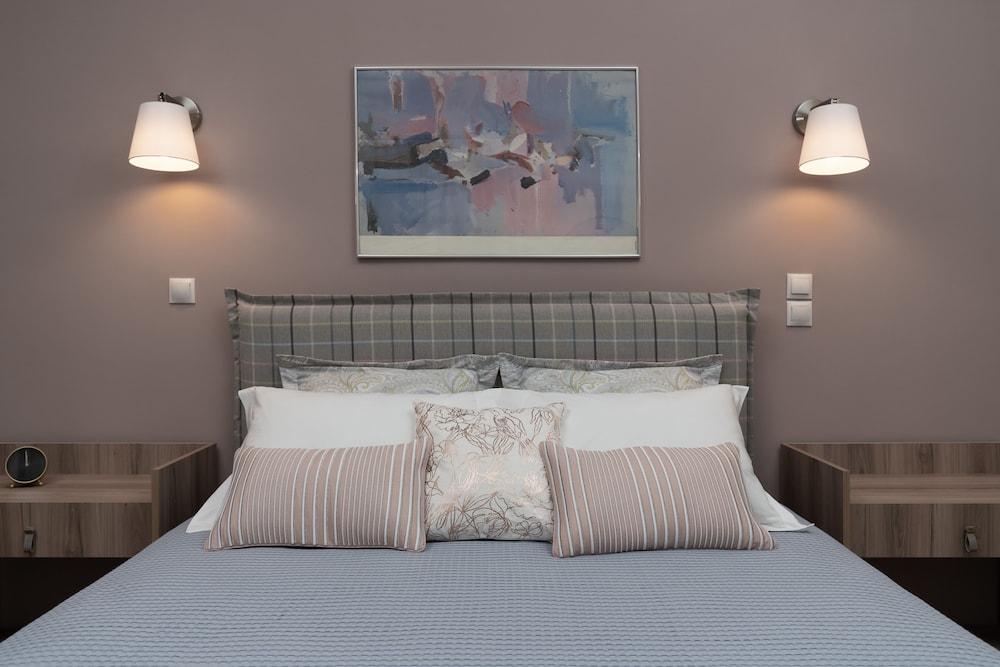 Absolute Athens Apartments