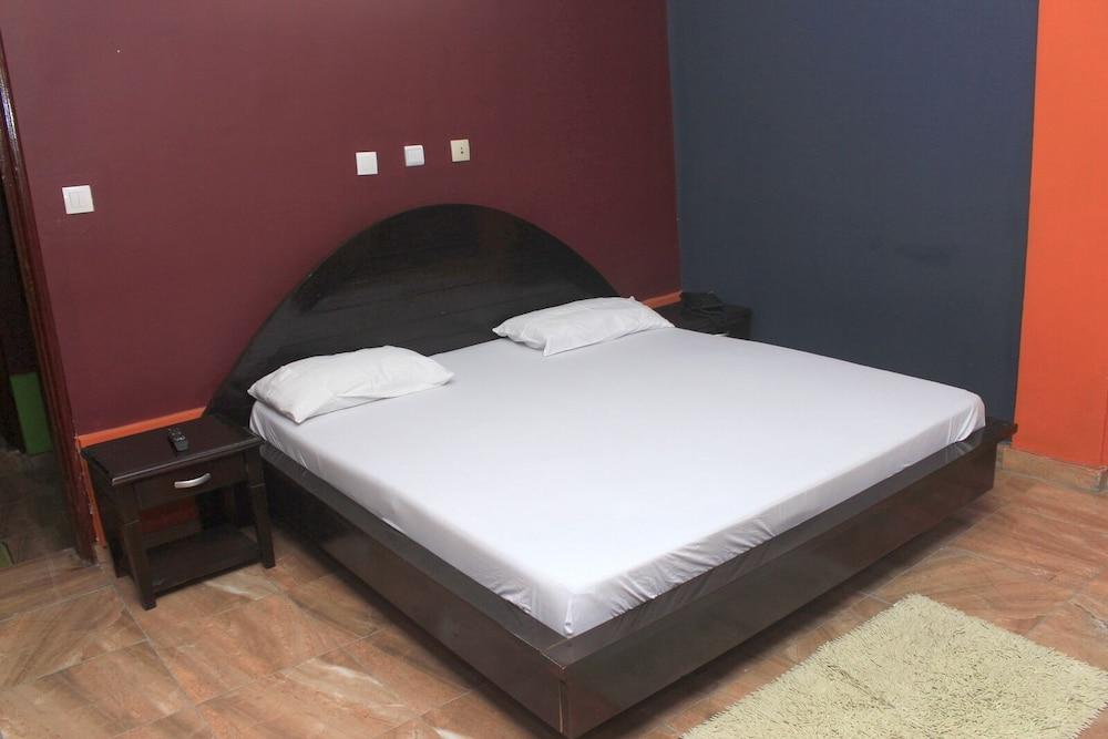 Résidence Hôtel Phivare