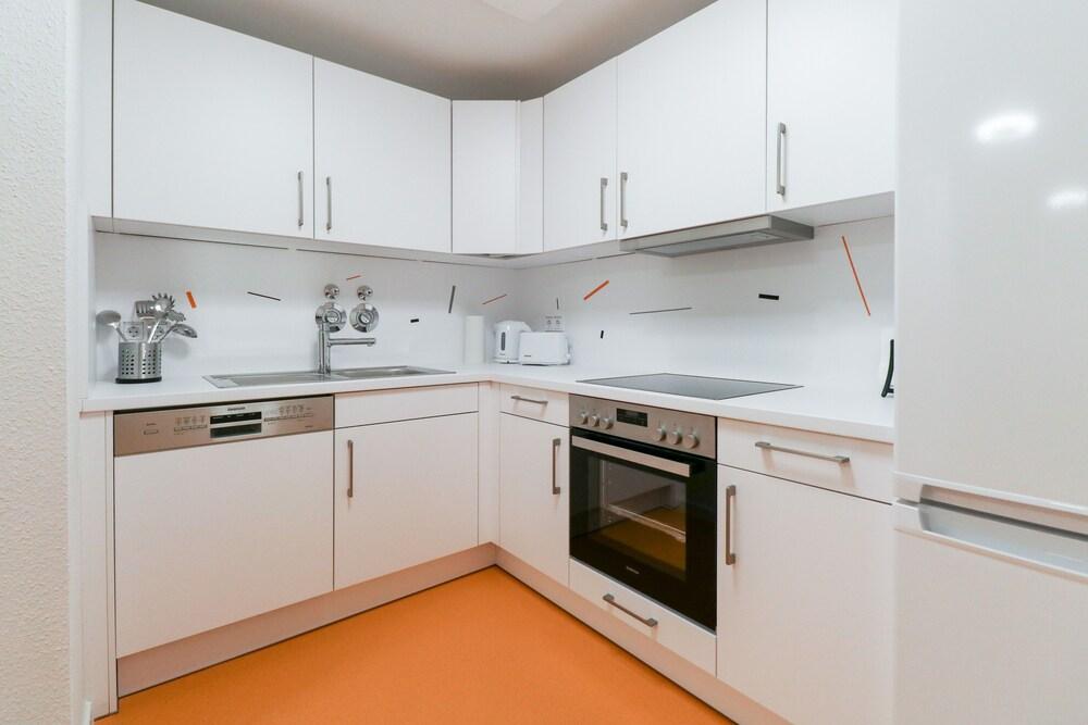 Hostel room downtown new clean cool