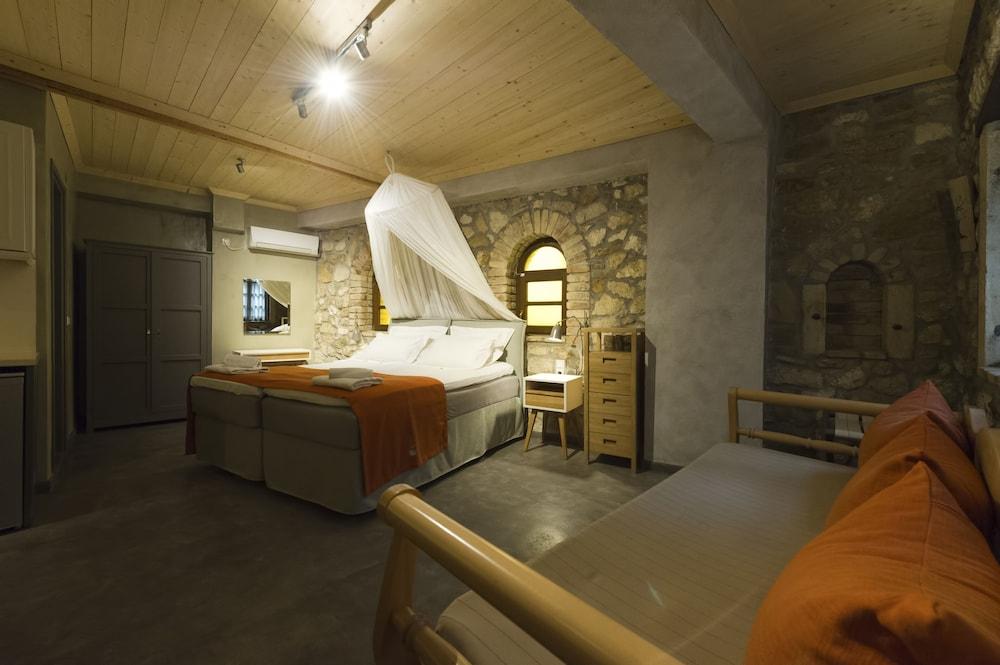 Small Luxury Hotel 1800