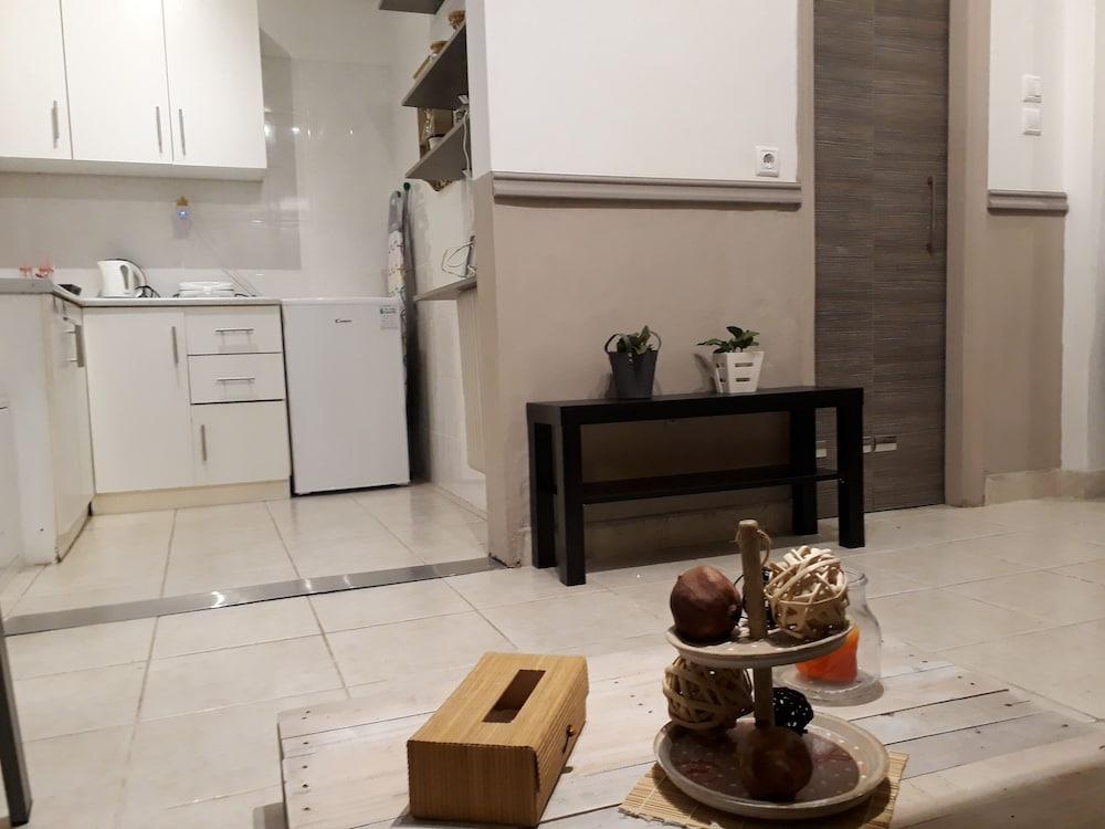 Central Cozy Cute Downtown Studio 1BR