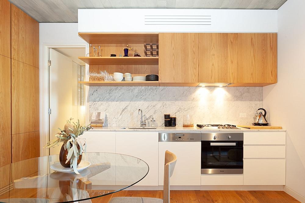 Short Lane Apartments by Urban Rest