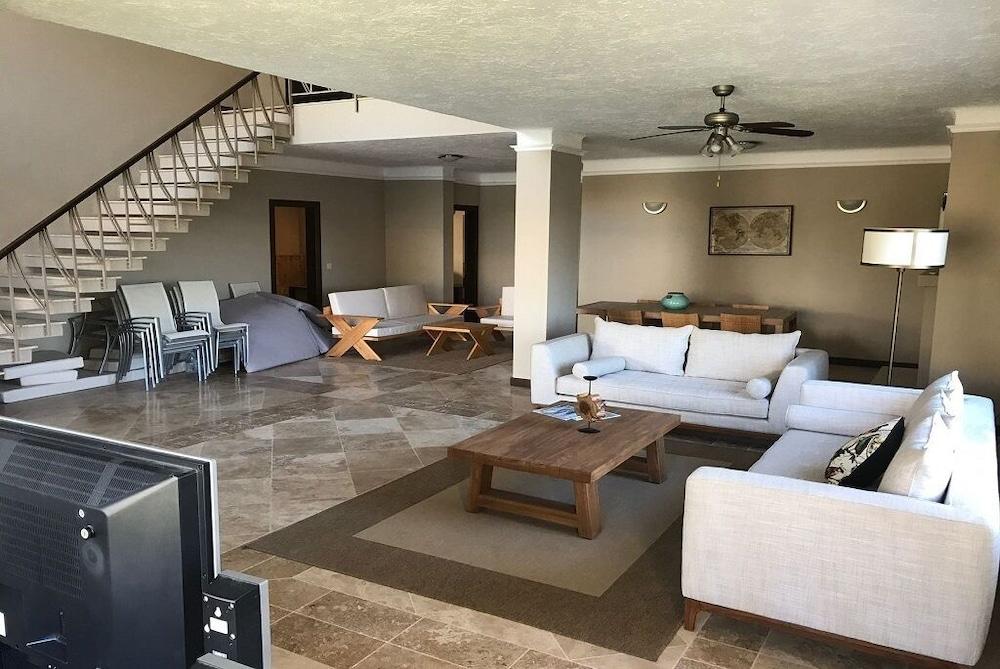 BO048 by Villaofsummer