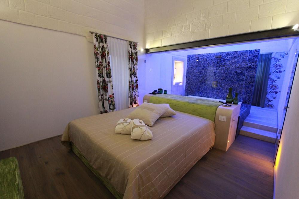 Calderoni Martini Suite