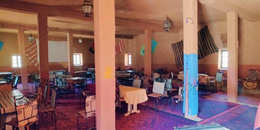 Auberge Camping Oasis El Mharech