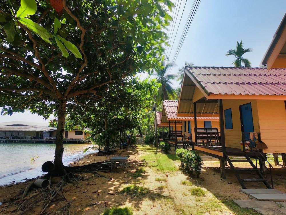 HomeStay Beach Koh Chang