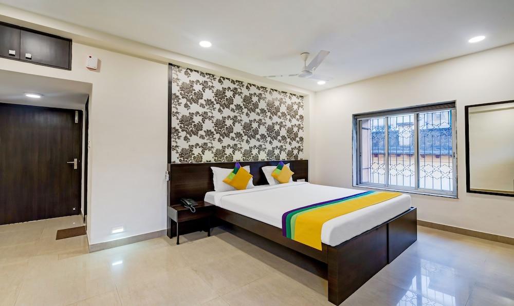 Itsy Hotels Neeranand Plaza, Bhawanipur