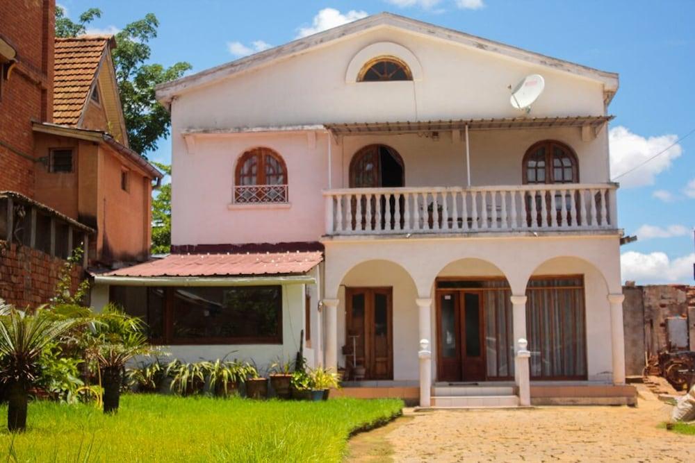 Faly Madagascar Tour