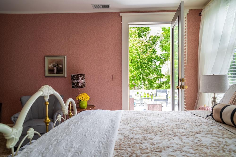 The Nordic Pineapple B&B