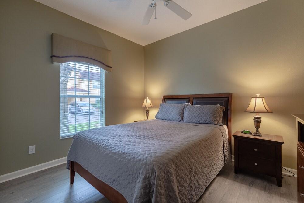 Disney Station by VillaDirect