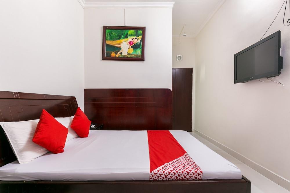 OYO 486 Nhat Nhat Hotel