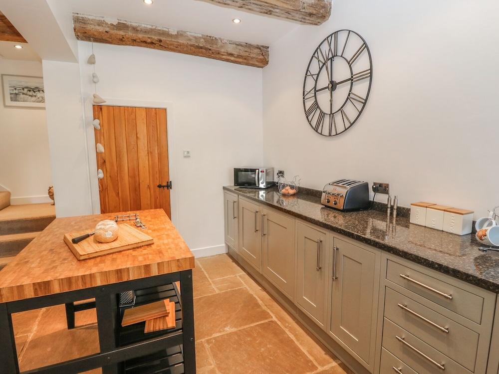 The Cottage, Beeston Hall