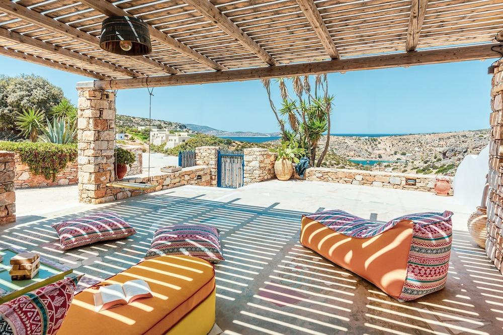 Ailouros guest house