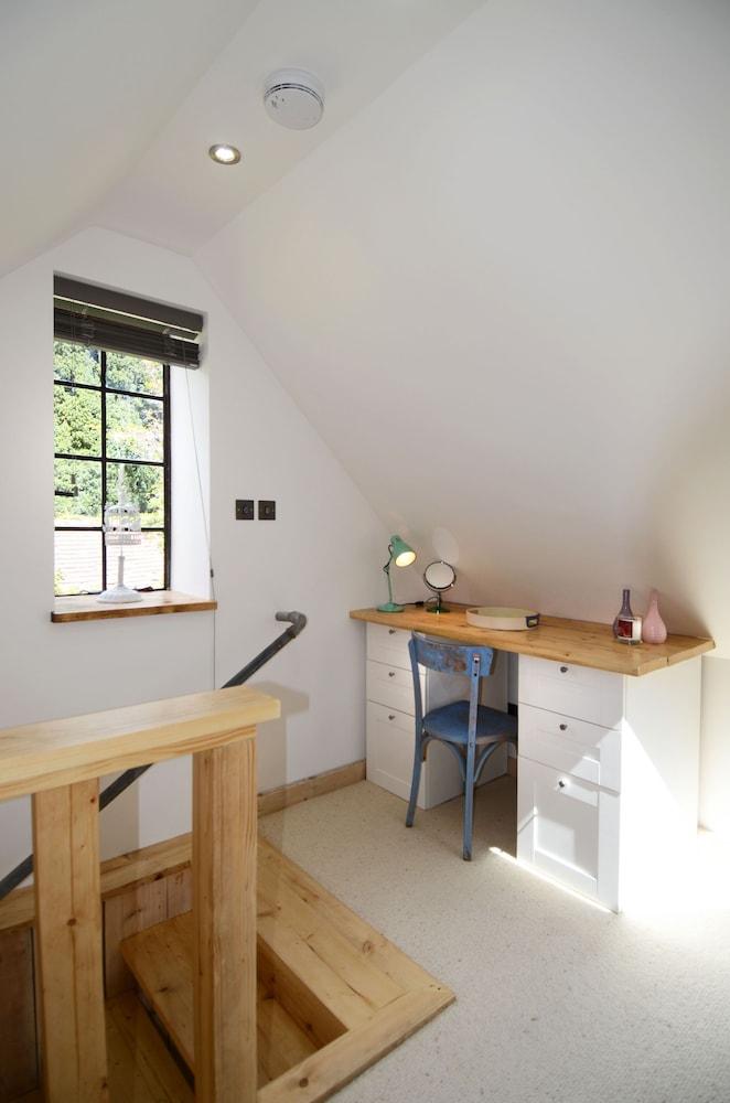 Dove House Cottage 1