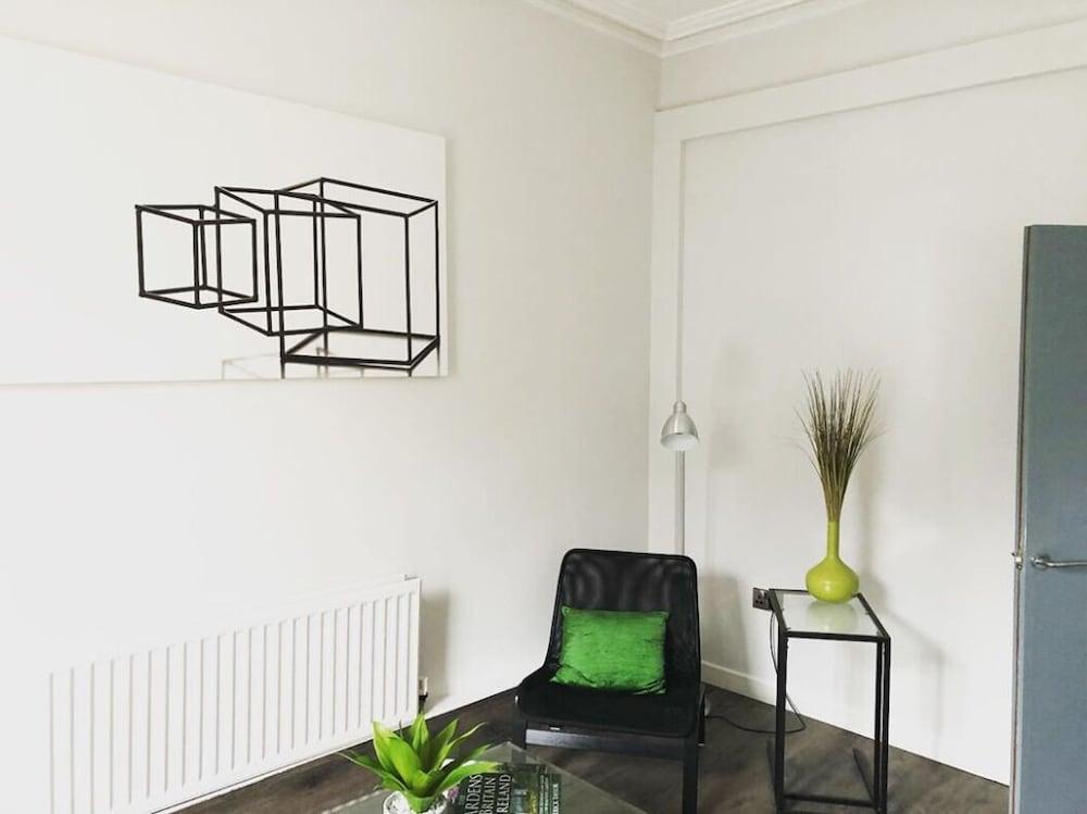 22 Clarendon Apartments