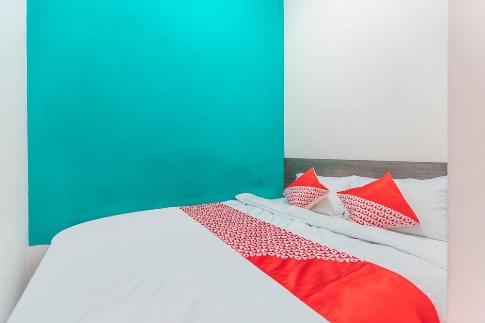 OYO 1907 Pangrango Residence