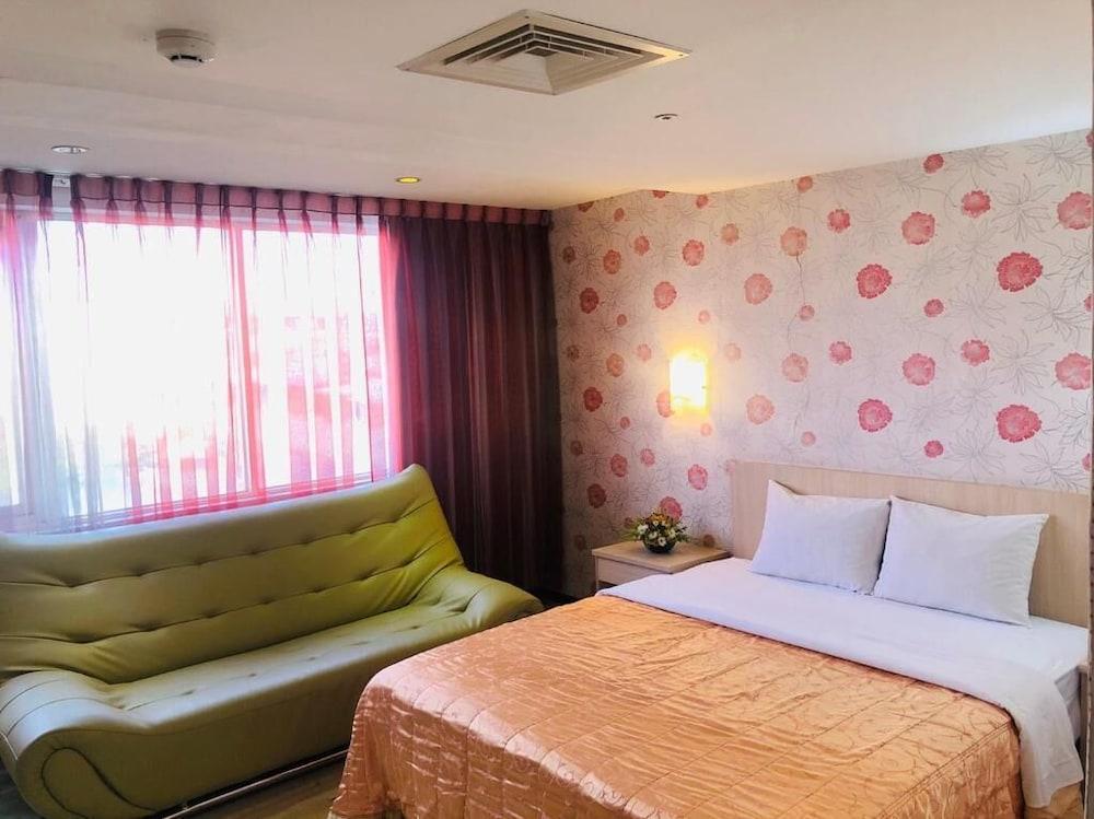 Jing Chen Commercial Hotel