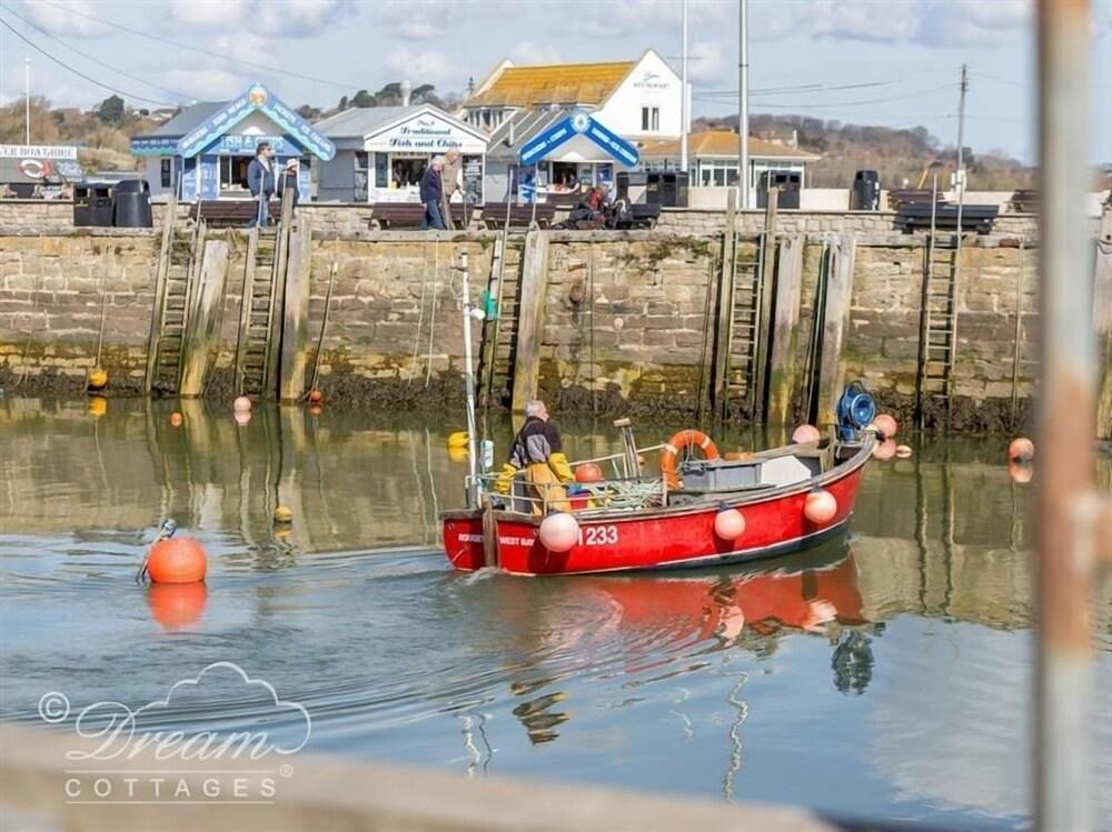 Harbour View Apartment